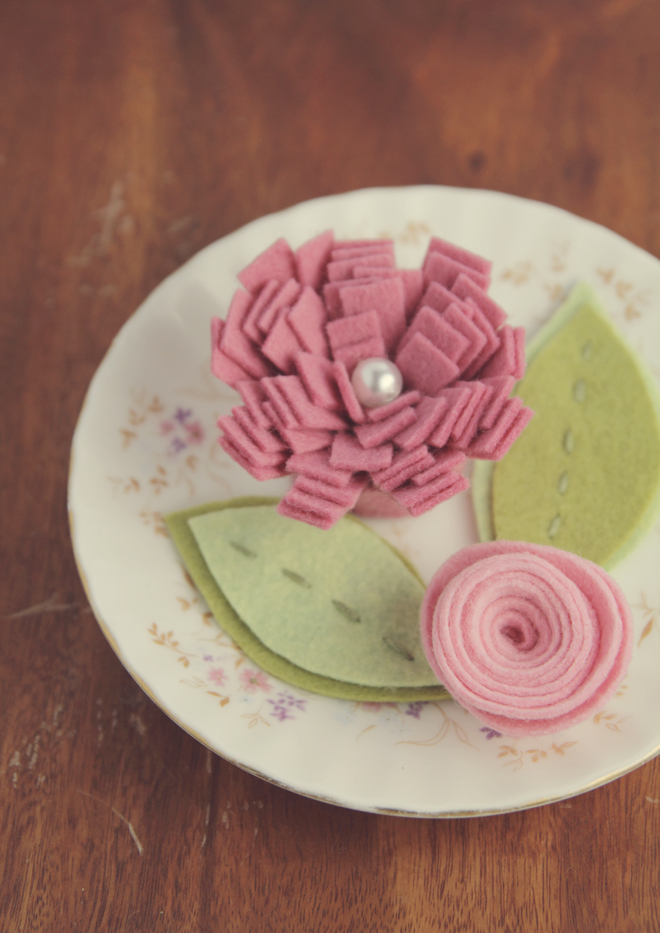 rose-fringeflower-pinkrose-catshycrafts