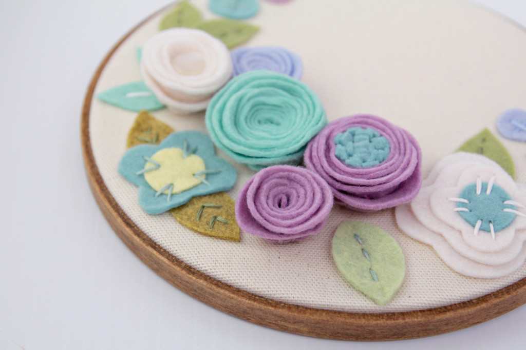 Catshy-Crafts-Blue-Lilac-Floral-Hoop-Art-Exclusive-BRIKA-2